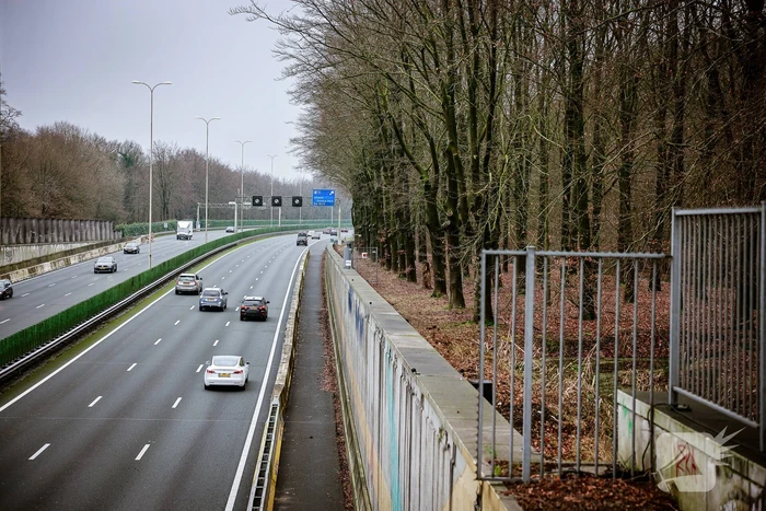Geavanceerde meetapparatuur geplaatst op Vollenhovetunnel