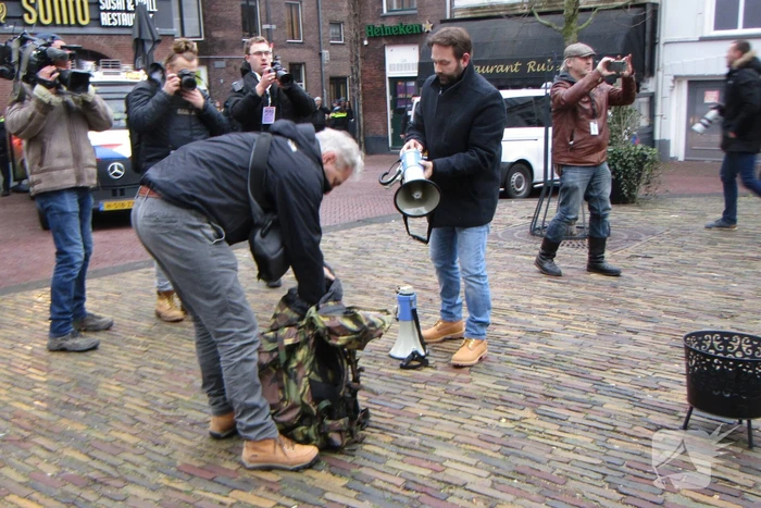 Tegendemonstratie na aankondiging verbranden van Koran