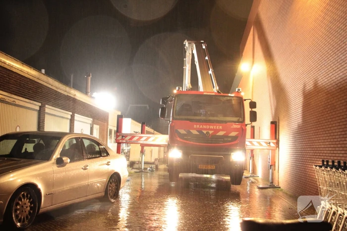 Hevige rookontwikkeling bij grote brand