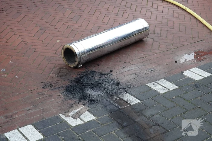 Brandweer ingezet voor schoorsteenbrand