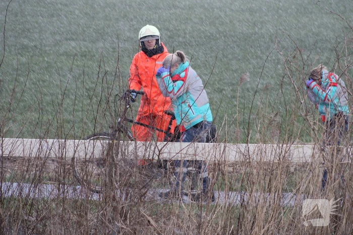Overleden persoon aangetroffen in water