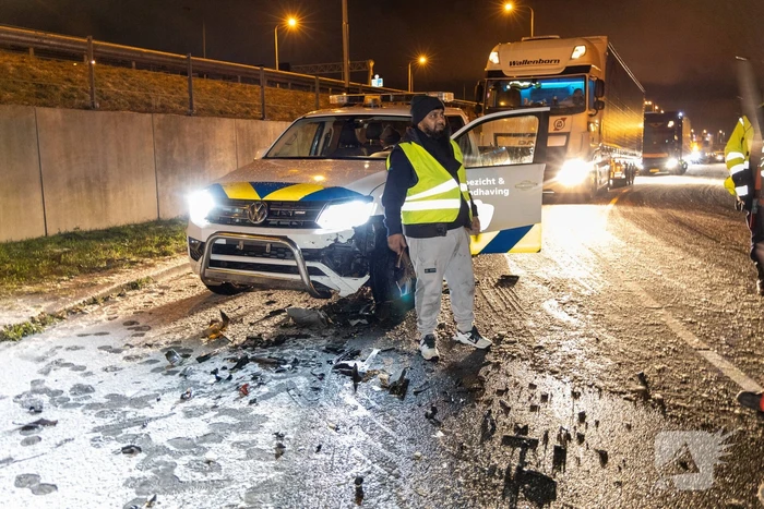 Handhavers betrokken bij ongeval door gladheid