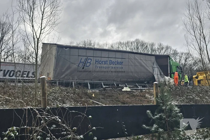 Meerdere voertuigen betrokken bij ongeval door gladheid
