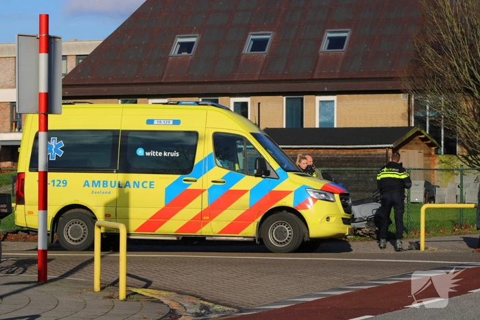 Scooterrijder gewond bij botsing met automobilist