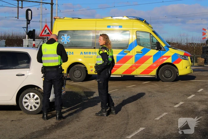 Twee voertuigen met elkaar in botsing