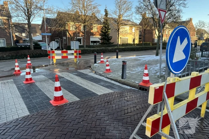 Straat afgezet vanwege waterleidingbreuk