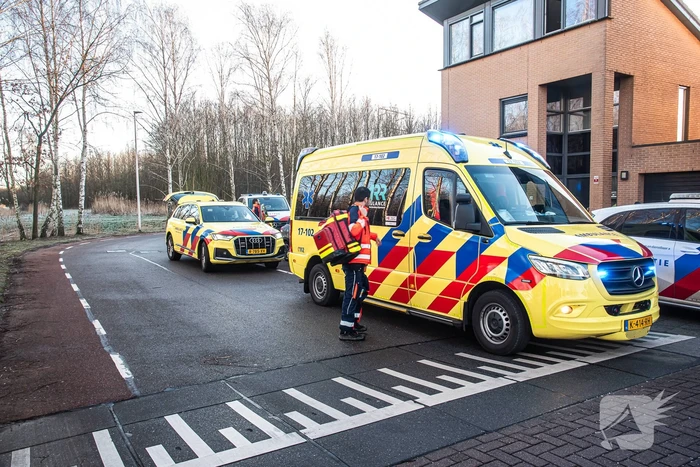Zwaargewonde aangetroffen op straat