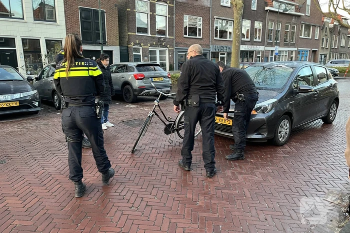Fietser geschept door automobilist