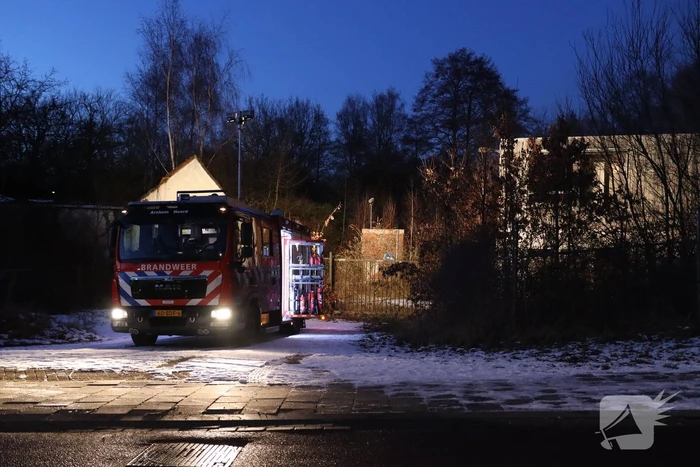 Rookontwikkeling door brand in schuur