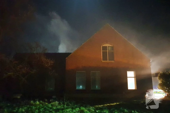 Flinke rookontwikkeling bij brand in woning