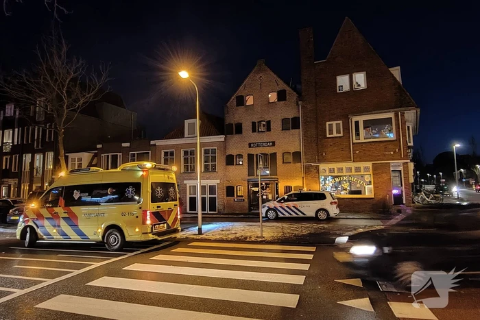 Aanrijding tussen Auto en Voetganger op Rotonde