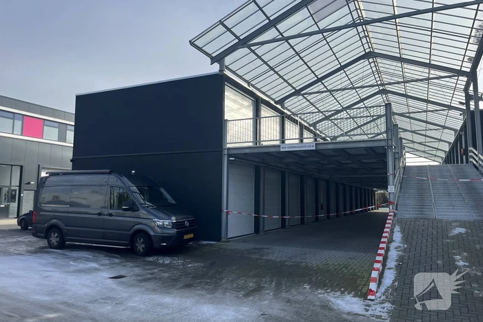 Onderzoek naar aantreffen overleden persoon