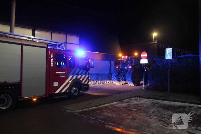 Officiële overdracht van nieuwe tankautospuit