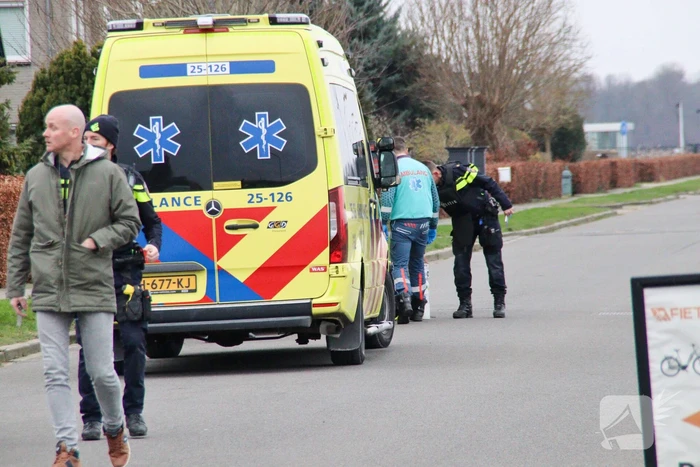Persoon zwaargewond bij steekincident bij bed en breakfast