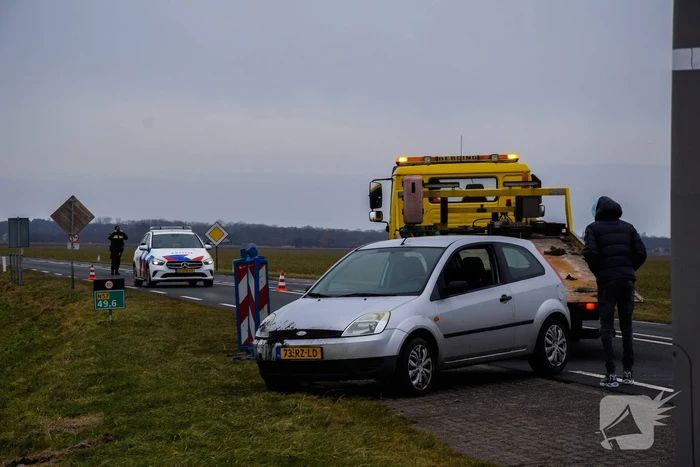 Automobilist belandt in sloot