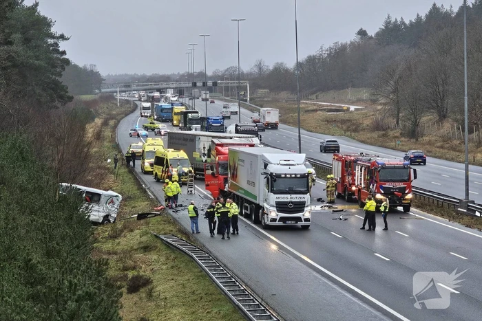 Twee vrachtwagens betrokken bij ernstig ongeval