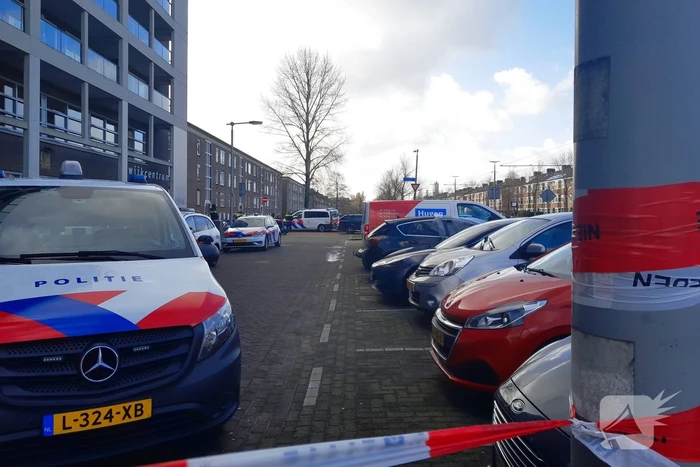 Overleden persoon aangetroffen in auto