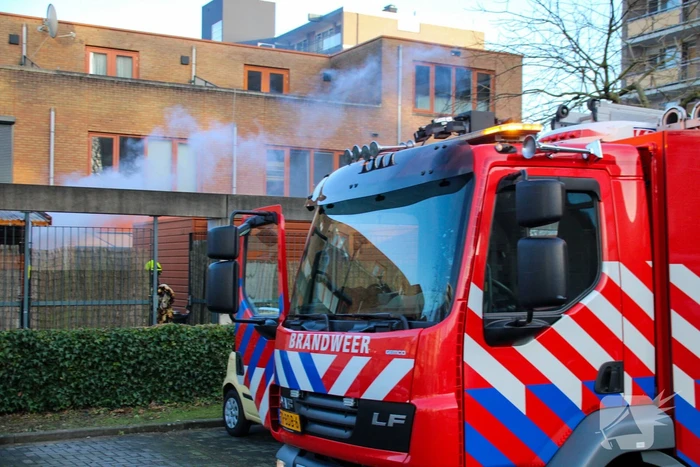 Kortsluiting veroorzaakt felle brand in schuur