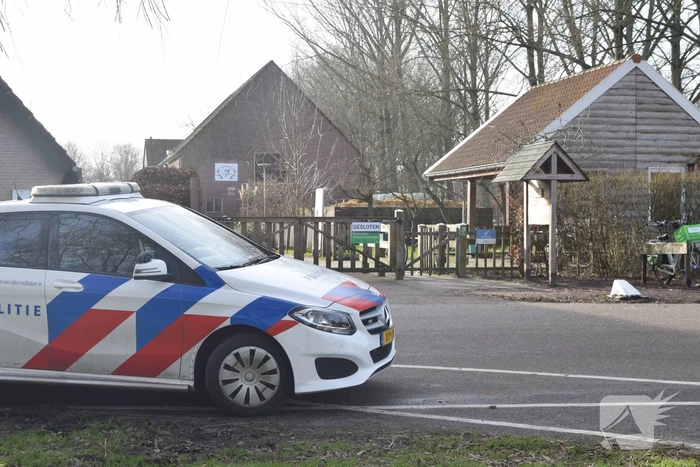 Peuter per traumaheli naar ziekenhuis na te water raking
