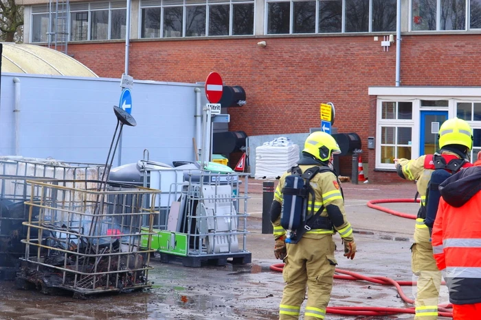 Brand in container bij milieustraat