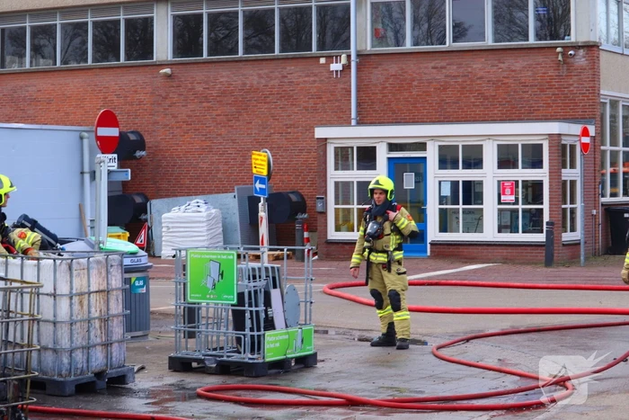 Brand in container bij milieustraat