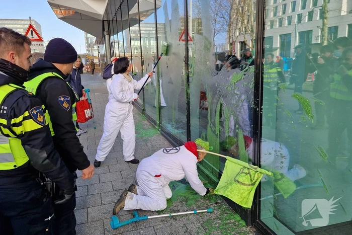 Pand One-Dyas beklad tijdens demonstratie