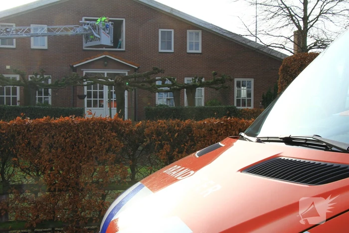 Onderzoek naar aantreffen gewonde bij manege