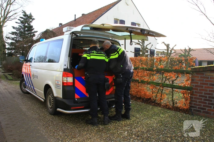 Onderzoek naar aantreffen gewonde bij manege