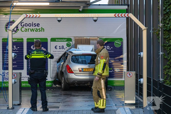 Ravage na ongeval in wasstraat