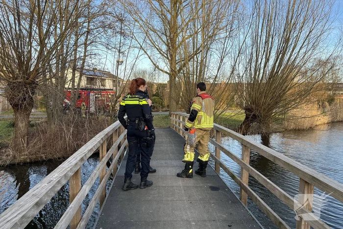 Kinderen vinden twee kluizen in sloot