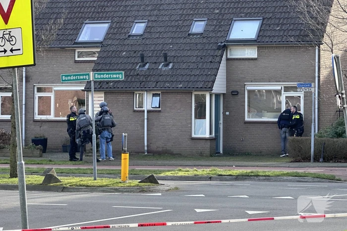 Politie sluit wijk af voor persoon met onbegrepen gedrag