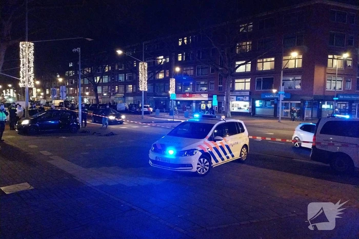 Gewonde bij schietpartij, twee verdachten gevlucht