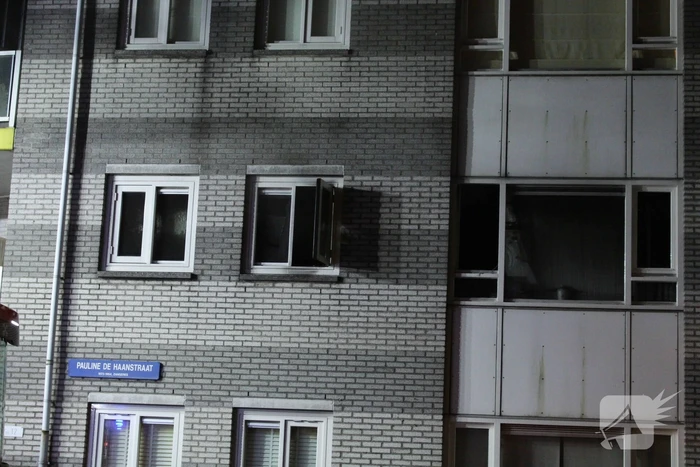 Persoon overleden bij woningbrand