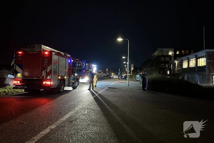 Brand in garagebedrijf snel onder controlle