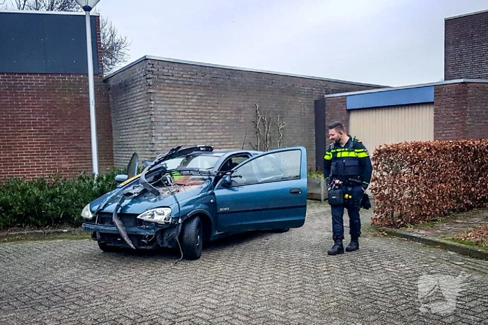 Automobilist ramt woning na politieachtervolging