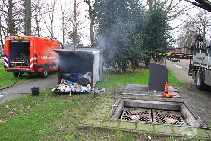 Brand ontstaan door laswerkzaamheden ondergrondse container