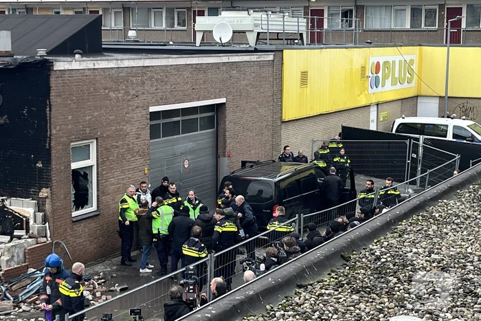 Familieleden willen rampplek bestormen