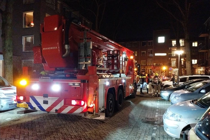 Brandweer ingezet na rookontwikkeling door koken