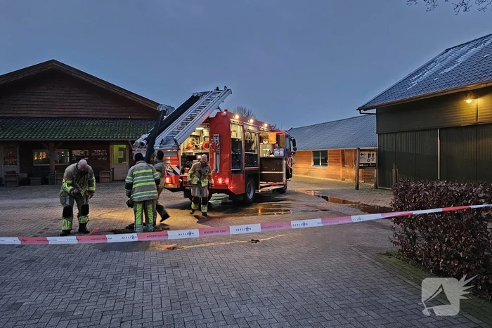 Meerdere voertuigen door brand verwoest