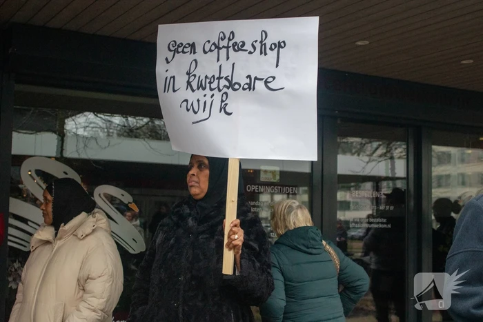 Demonstratie tegen komst coffeeshop