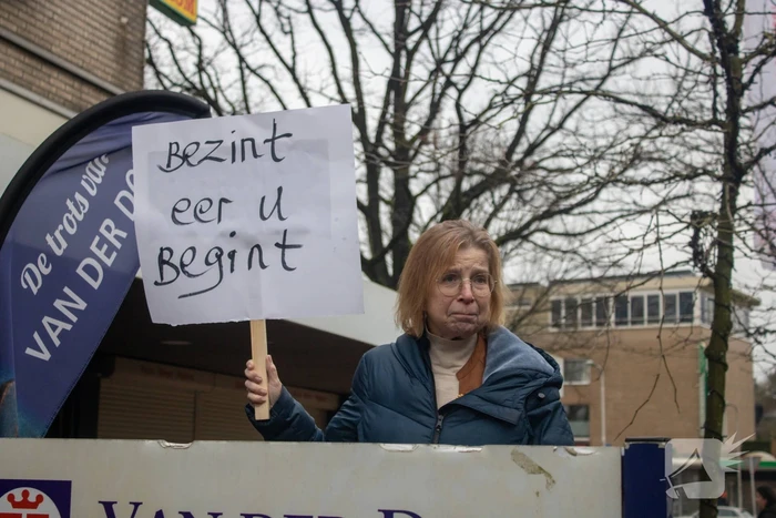 Demonstratie tegen komst coffeeshop