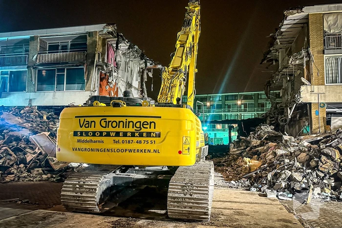 Eerste bloemen neergelegd bij rampplek