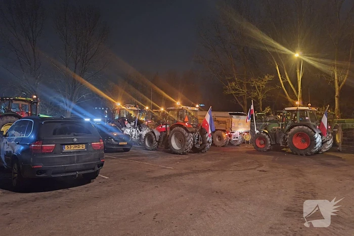 Boeren tegengehouden bij oprit snelweg tijdens protest