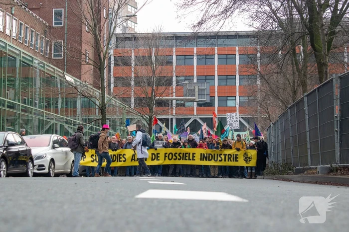 Massale politie-inzet bij demonstratie Extinction Rebellion