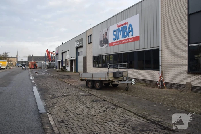 Enorme schade door verwoestende brand goed zichtbaar