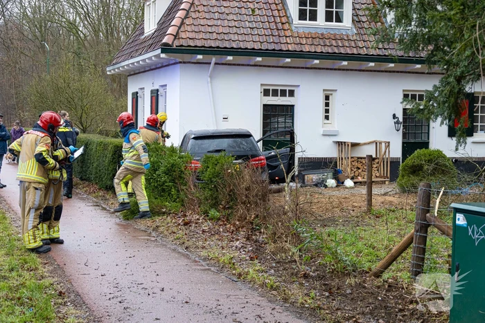 Automobilist ramt woning