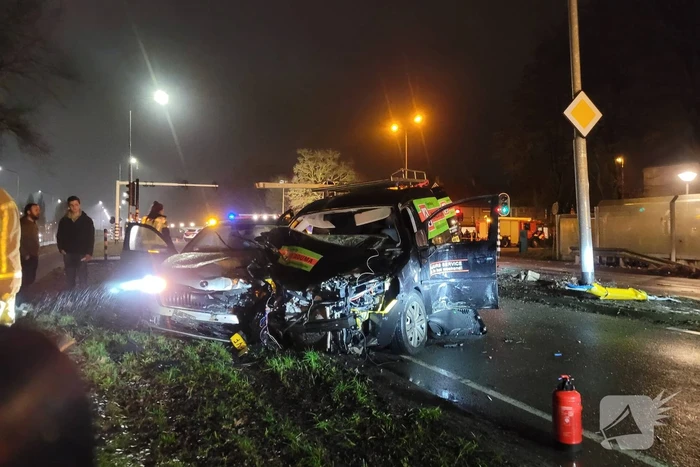 Meerdere voertuigen betrokken bij ernstig ongeval