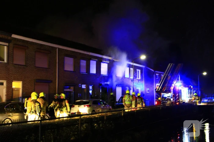 Woningen ontruimd door uitslaande brand