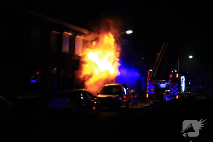 Woningen ontruimd door uitslaande brand