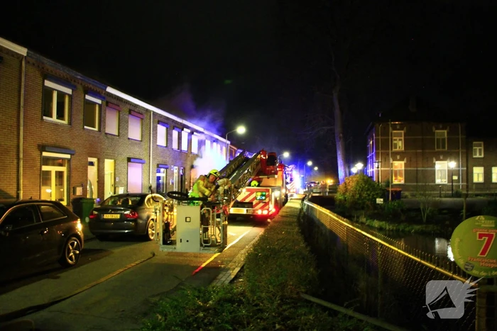 Woningen ontruimd door uitslaande brand